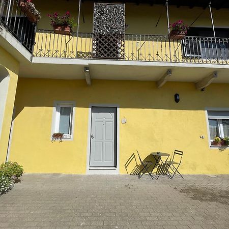 קסטלטו סופרה טיצ'ינו I Limoni Casa Vacanza מראה חיצוני תמונה